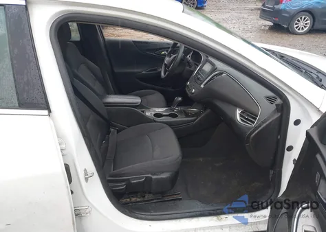 2018 Chevrolet Malibu Lt z USA, uszkodzony, nr VIN 1G1ZD5ST1JF145717